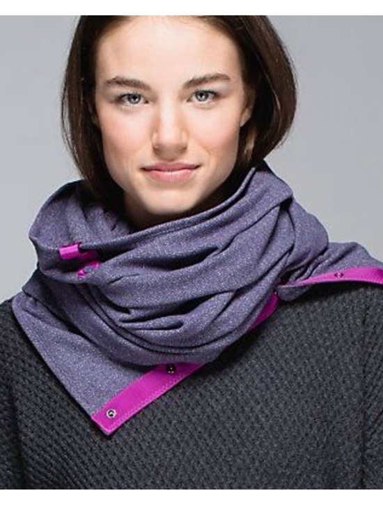 lululemon athletica Accessories - Lululemon Vinyasa Scarf